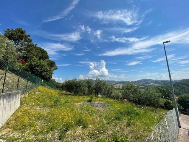 Terreno in vendita a Corciano, Umbria