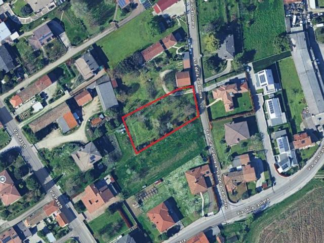 Terreno in vendita a Cordenons, Friuli-Venezia Giulia