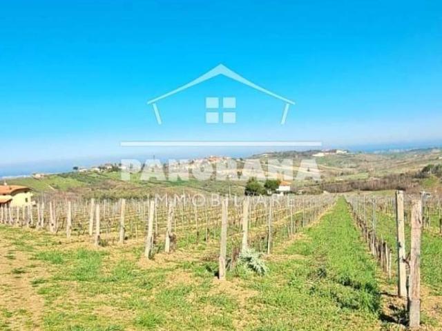Terreno in vendita a Coriano, Reggio Emilia