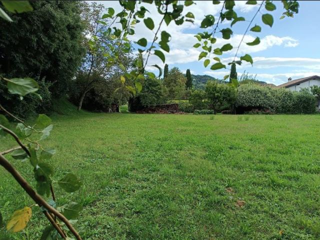 Terreno in vendita a Cormons / Krmin, Cormons / Cormòns / Krmin