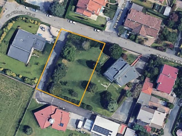 Terreno in vendita a Cornate D'adda, Lombardia