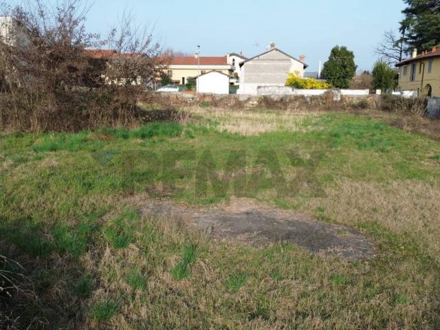 Terreno in vendita a Cornate D'adda, Lombardia