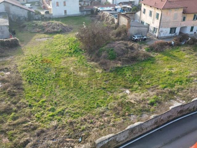 Terreno in vendita a Cornate D'adda, Lombardia