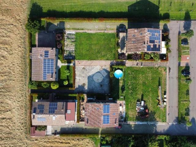 Terreno in vendita a Pianura Reggiana, Re