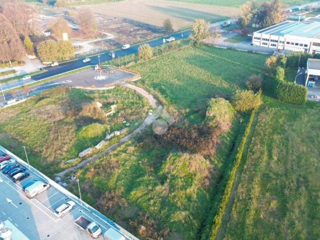 Terreno in vendita a Incrociatello, Cremona