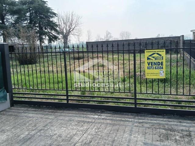 Terreno in vendita a Cremosano, Lombardia