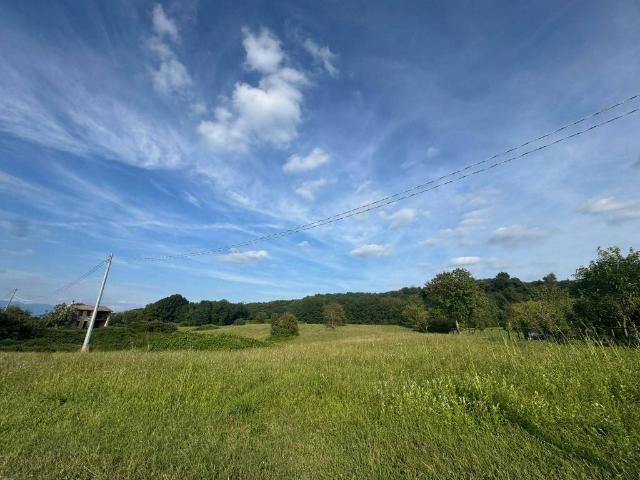 Terreno in vendita a Crocetta Del Montello, Veneto