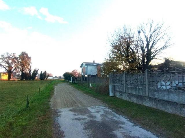 Terreno in vendita a Castelletto di Cuggiono, Cuggiono