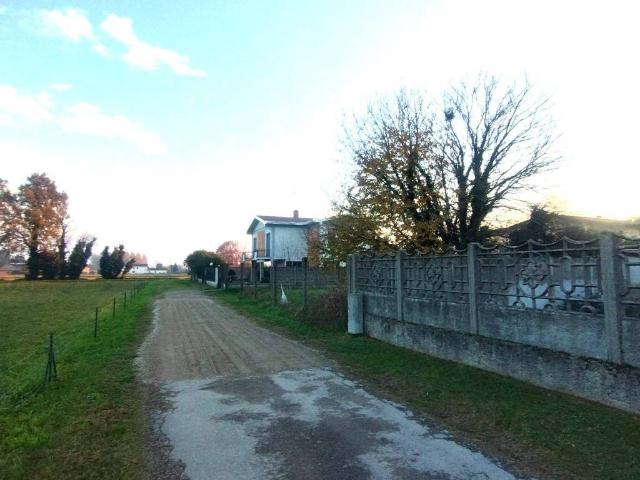 Terreno in vendita a Castelletto di Cuggiono, Cuggiono