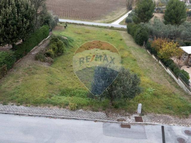 Terreno in vendita a Marche, Ancona
