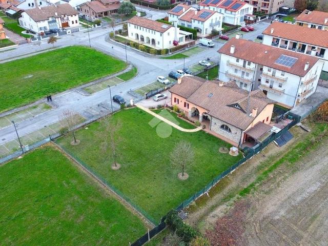 Terreno in vendita a Curtarolo, Veneto