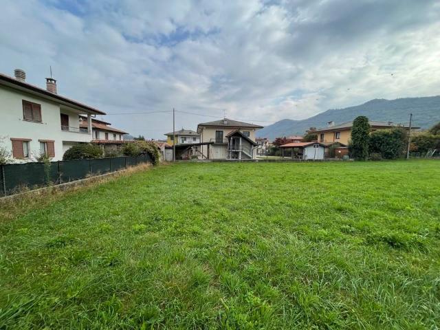 Terreno in vendita a Comunità Montana Valli del Verbano, Cuvio