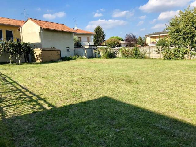 Terreno in vendita a Dairago, Lombardia