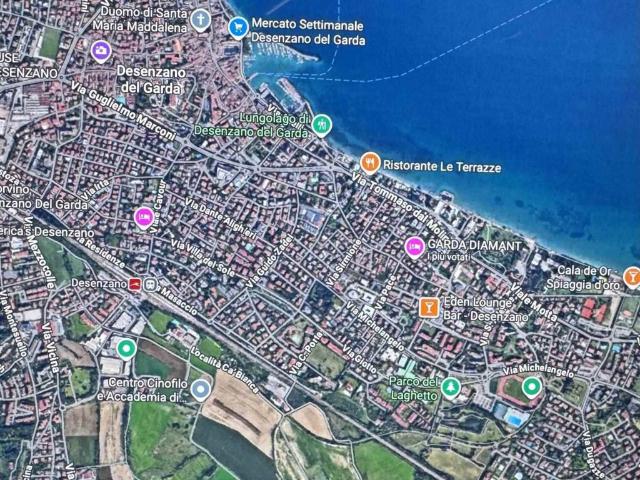 Terreno in vendita a Rivoltella del Garda, Desenzano Del Garda