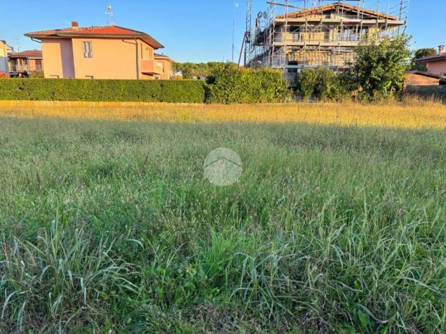 Terreno in vendita a Desenzano Del Garda, Lombardia