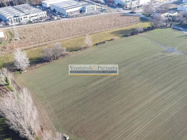 Terreno in vendita a Desenzano Del Garda, Lombardia