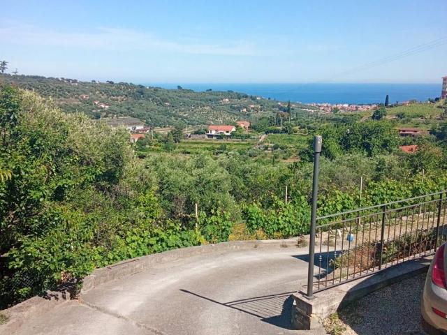 Terreno in vendita a Diano Castello, Liguria