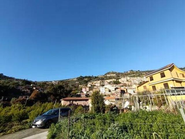 Terreno in vendita a Dolceacqua, Liguria