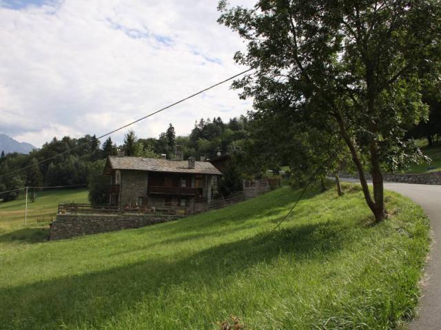 Terreno in vendita a Doues, Aosta
