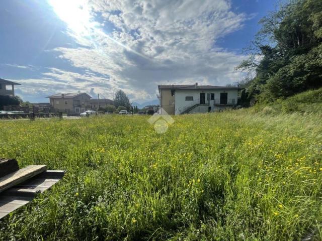 Terreno in vendita a Dubino, Lombardia