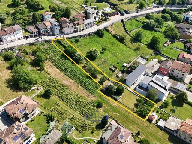 Terreno in vendita a Dubino, Lombardia