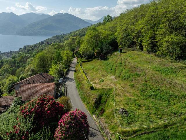 Terreno in vendita a Comunità Montana Valli del Verbano, Dumenza