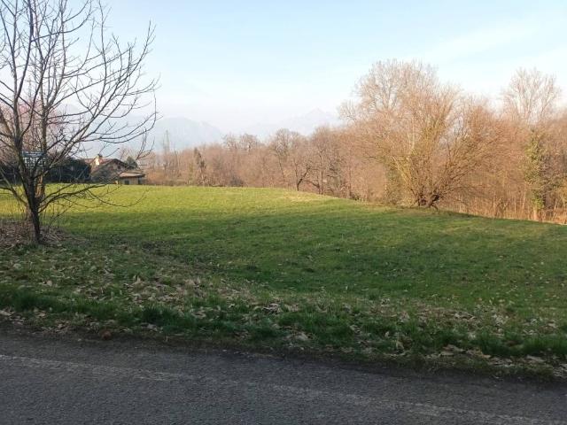 Terreno in vendita a Ello, Lombardia