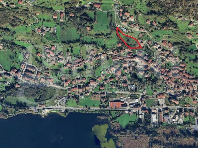 Terreno in vendita a Endine Gaiano, Lombardia