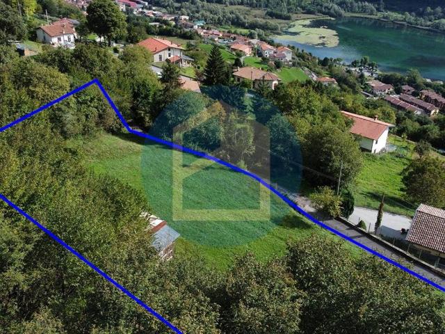 Terreno in vendita a Endine Gaiano, Lombardia