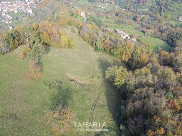 Terreno in vendita a Entratico, Lombardia