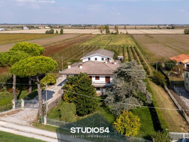 Terreno in vendita a Eraclea, Venezia