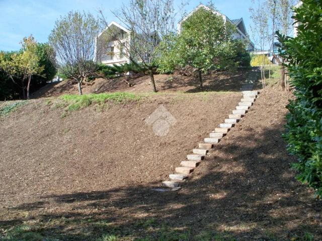 Terreno in vendita a Parravicino, Erba