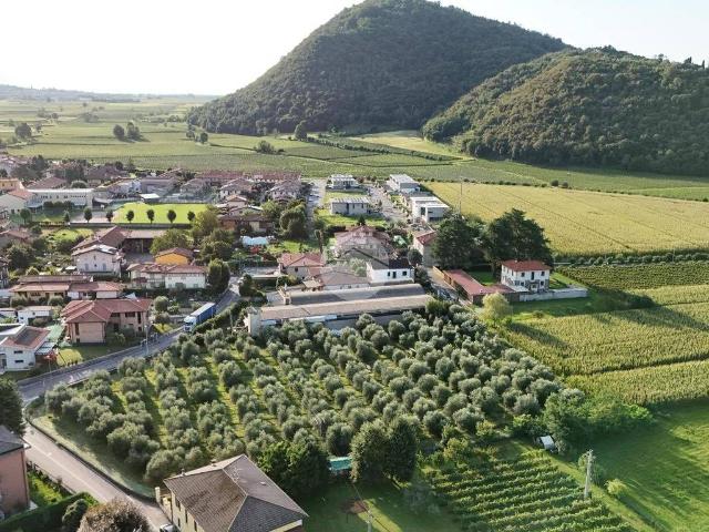 Terreno in vendita a Erbusco, Lombardia