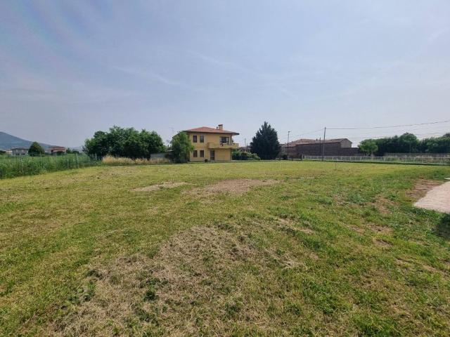 Terreno in vendita a Este, Veneto