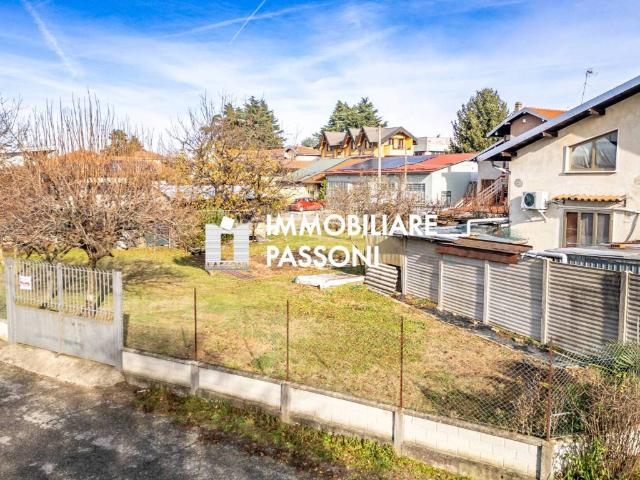 Terreno in vendita a Fagnano Olona, Lombardia