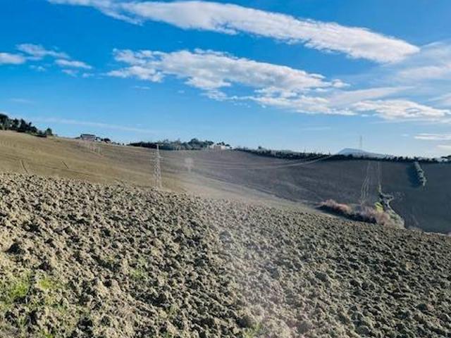 Terreno in vendita a Marche, Ancona