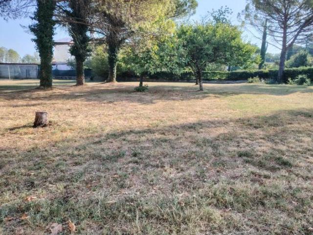 Terreno in vendita a Farra D'isonzo, Friuli-Venezia Giulia