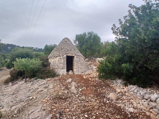 Terreno in vendita a Canale di Pirro, Puglia