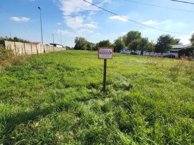 Terreno in vendita a Ferrara, Reggio Emilia