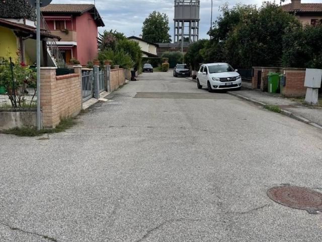Terreno in vendita a Fiesso Umbertiano, Veneto