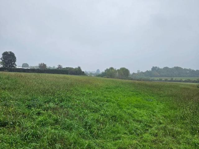 Terreno in vendita a Figino Serenza, Lombardia