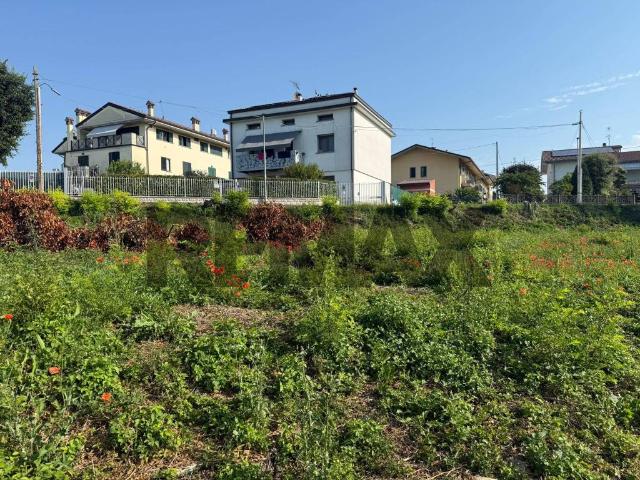Terreno in vendita a Filago, Lombardia