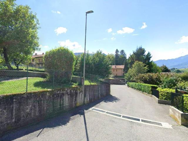 Terreno in vendita a Fino Del Monte, Lombardia