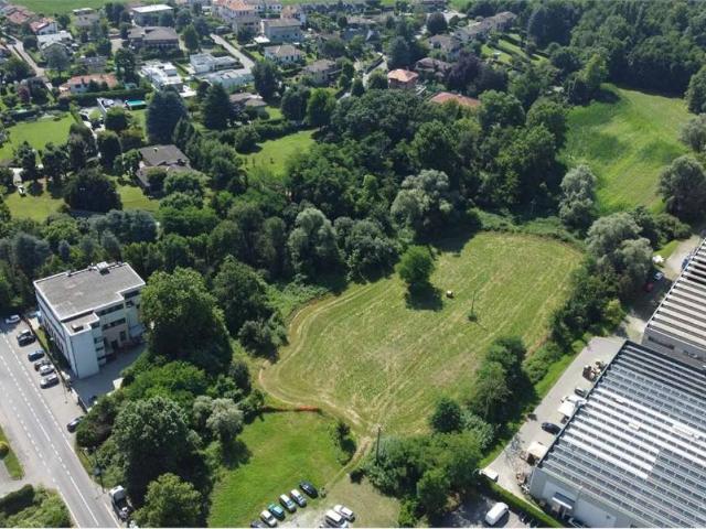 Terreno in vendita a Fino Mornasco, Lombardia
