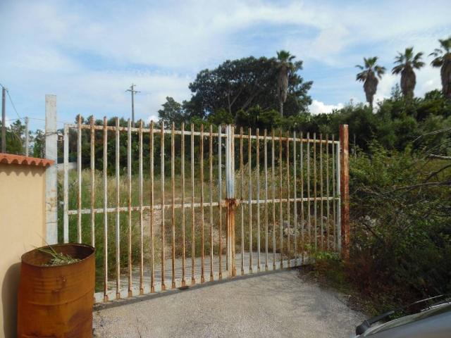 Terreno in vendita a Santuzzo, Floridia