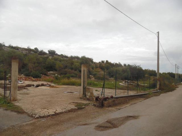 Terreno in vendita a Santuzzo, Floridia