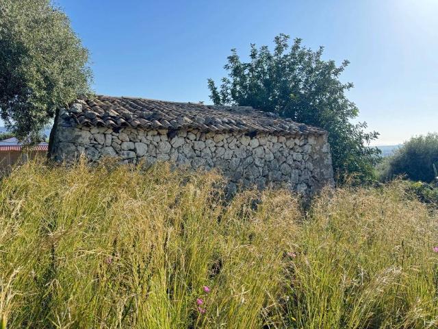 Terreno in vendita a Santuzzo, Floridia