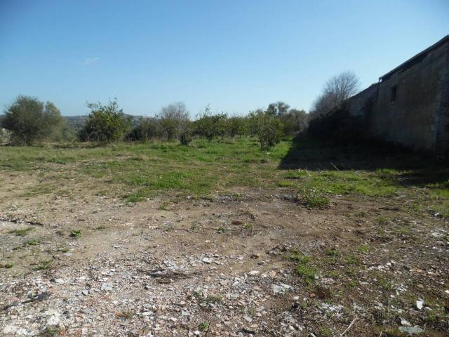 Terreno in vendita a Santuzzo, Floridia