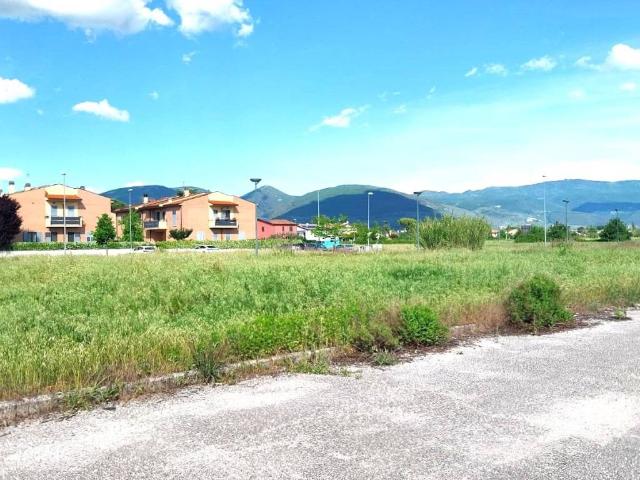 Terreno in vendita a Case Bruciate, Foligno