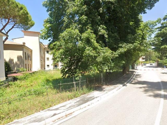 Terreno in vendita a Istituto Missionario Sacro Cuore, Foligno